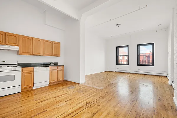 Rented by Corcoran | media 6