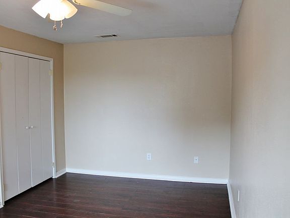 5th image of 112 S 17th St
