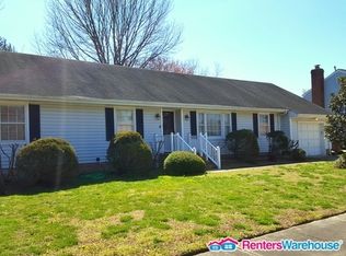 2656 N Elizabeth Harbor Dr, Chesapeake, VA 23321