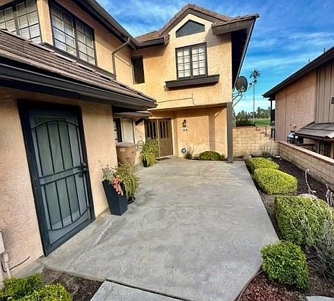 2nd image of 2323 Easthills Dr Unit 45
