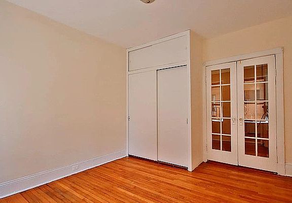 5th image of 11 Jones St APT 17