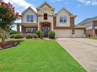 3215 Barry Moore Dr, Pearland, TX 77581