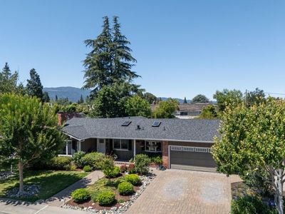 2726 Saint Giles Ln, Mountain View, CA, 94040