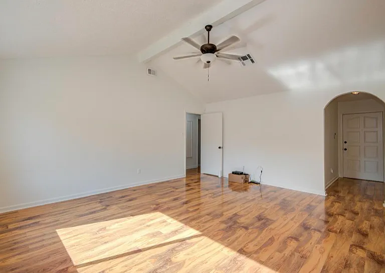 15811 Boonridge Rd — Photo 9