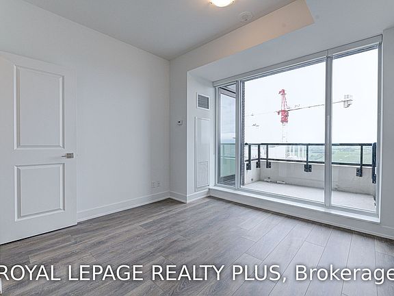 4th image of 297 Oak Walk Dr #1504