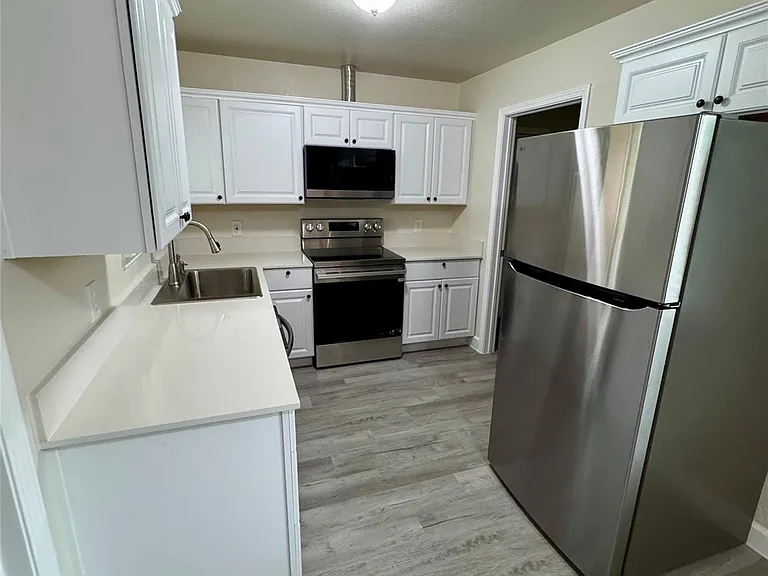 1205 Ramble Creek Dr — Photo 9