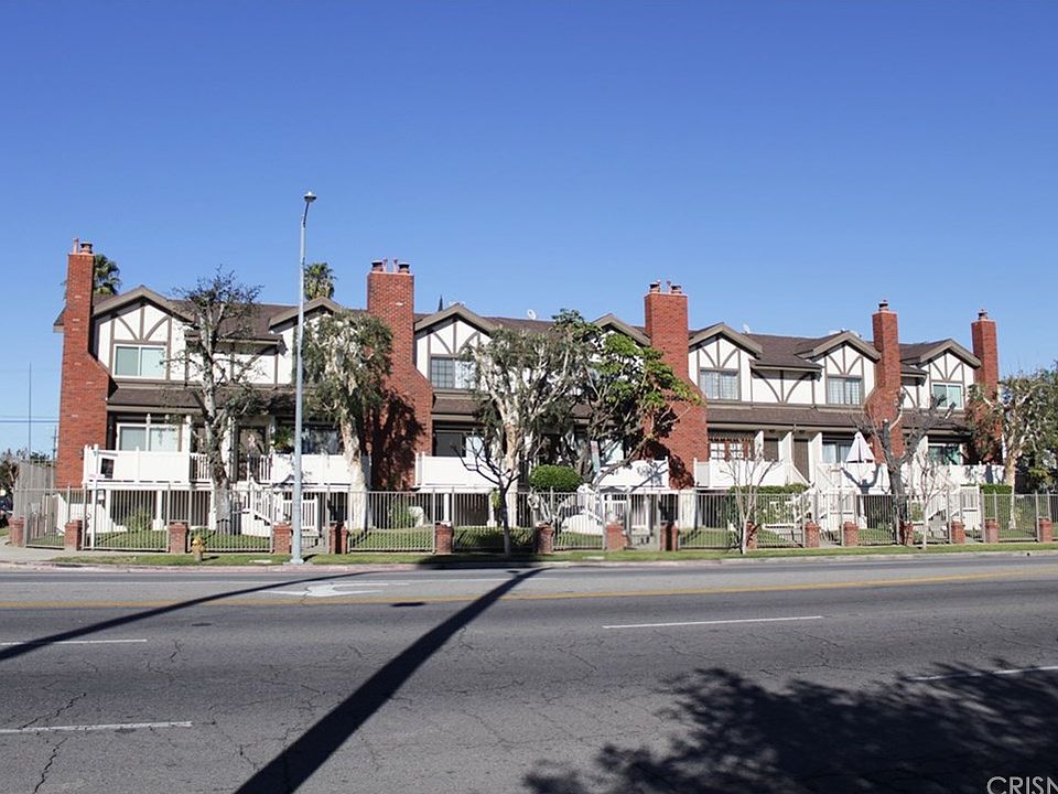 1st image of 13959 Victory Blvd APT 8