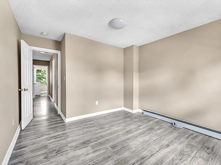 63 Seyms St #3 — Photo 12