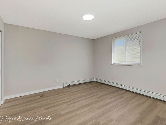 5th image of 2455 Montana Ave #2