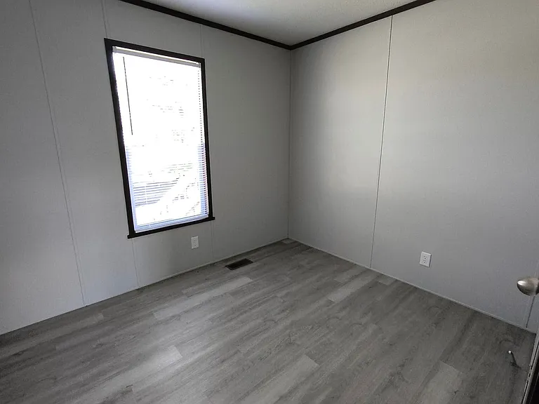 9 W Ashwood Dr — Photo 8