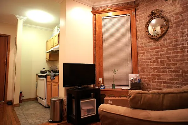 Rented by Mason Group LLC | media 16