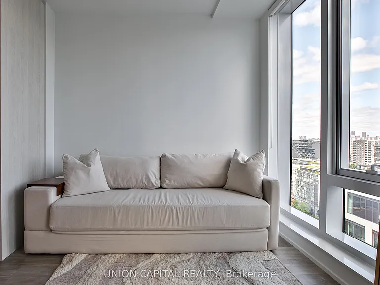 480 Front St W #1505 — Photo 16