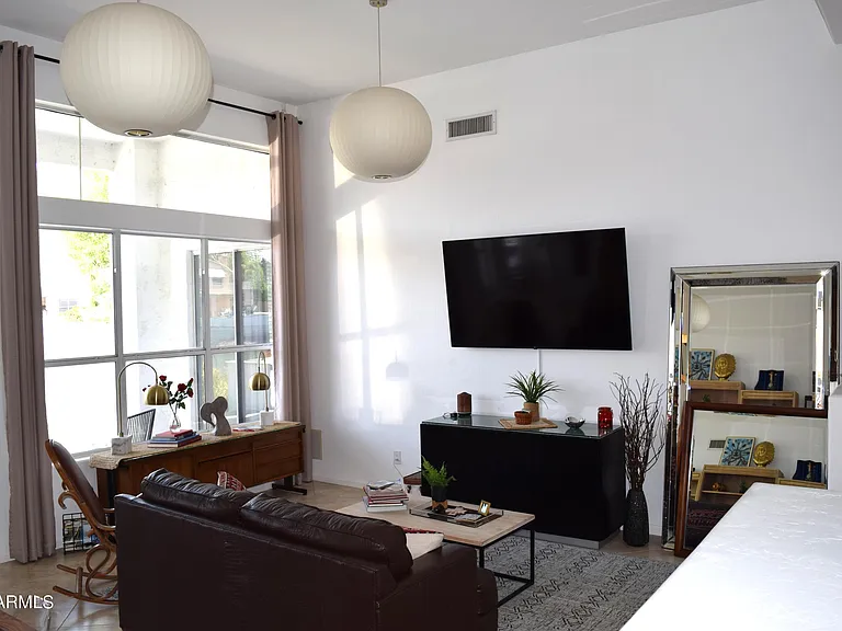 21661 N 58th Ave — Photo 30