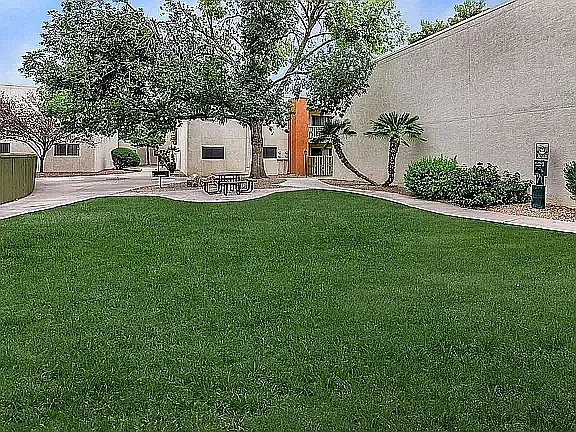 260 South Pantano Road