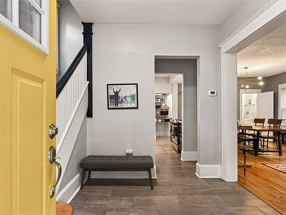 3rd image of 120 Marion St