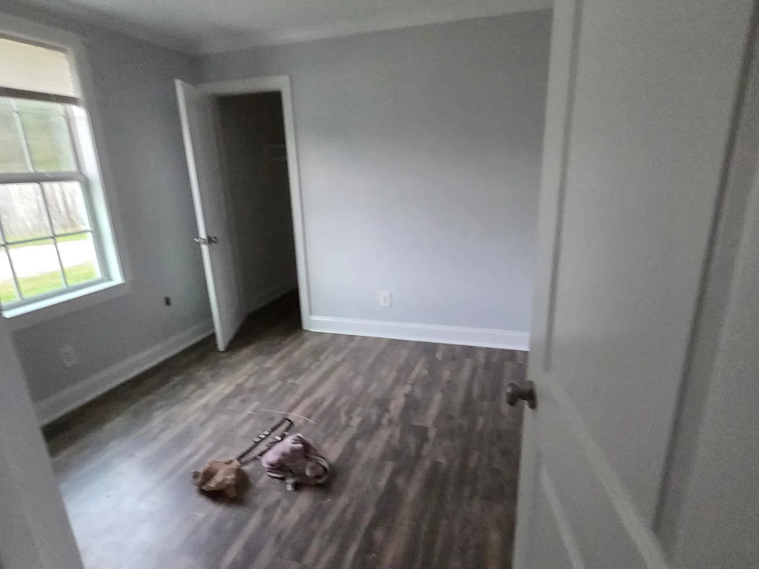 805 17th Ave — Photo 2