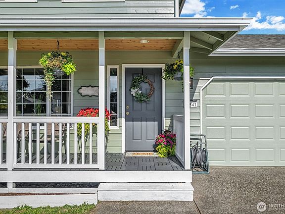 3rd image of 14841 Jake Drive SE