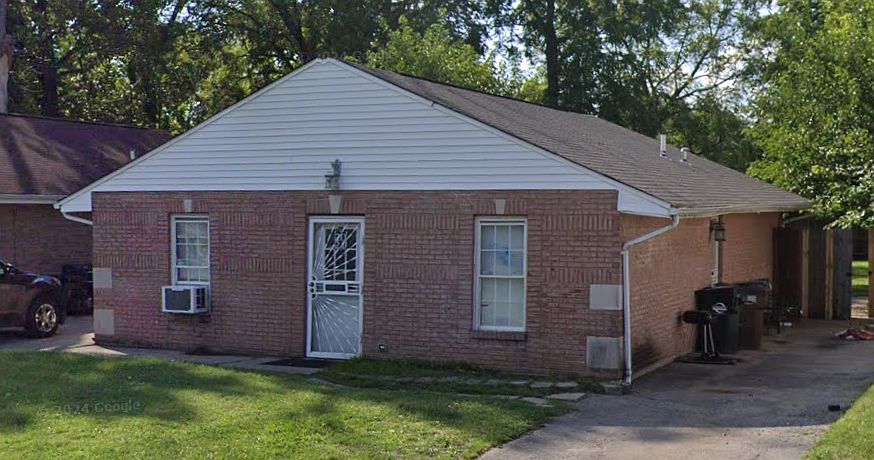 1st image of 2625 Fairport Ave