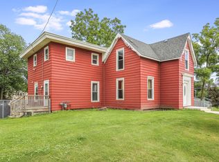 8227 200th Ave, Bristol, WI 53104