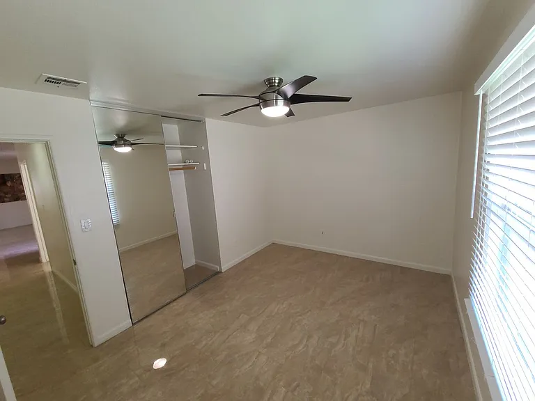 851 Taft Ave — Photo 10