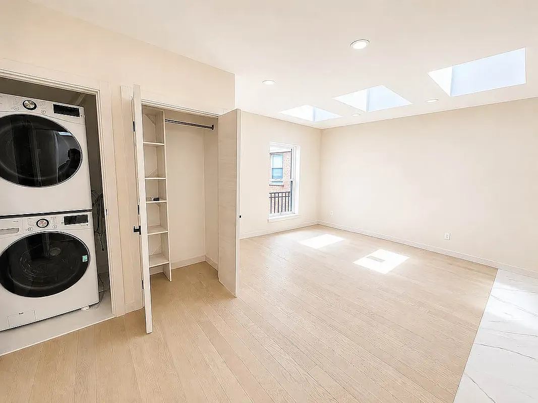 1117 Church Avenue — Photo 1