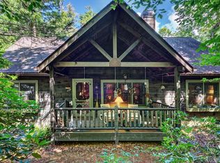 215 Scotch Highlands Loop, Sapphire, NC 28774