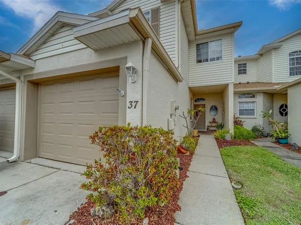 6400 46th Ave N APT 37, Kenneth City, FL 33709