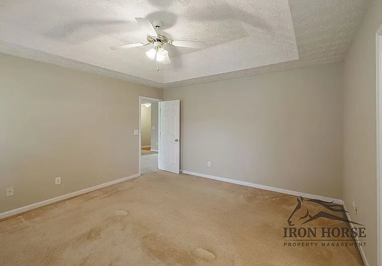 352 Shenandoah Cir — Photo 18