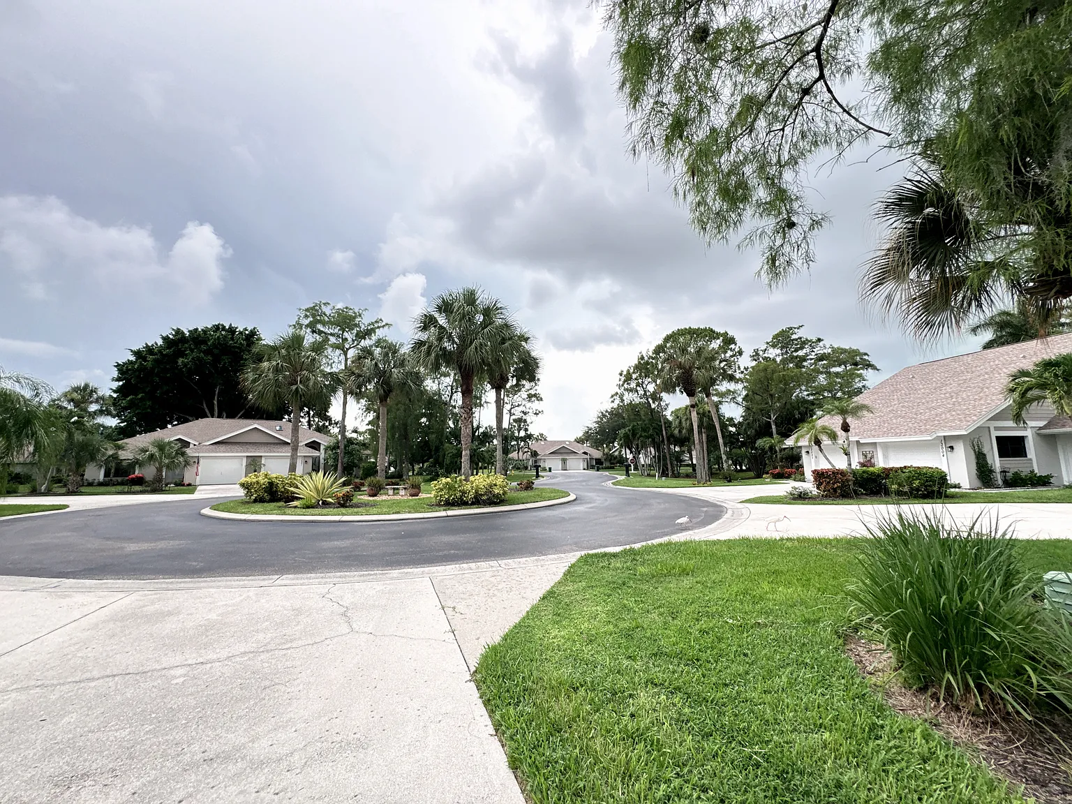 2 bed, 1429 sqft, $2,500 — Photo 3