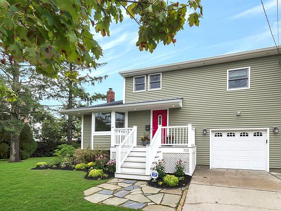 3rd image of 701 Keith Ln