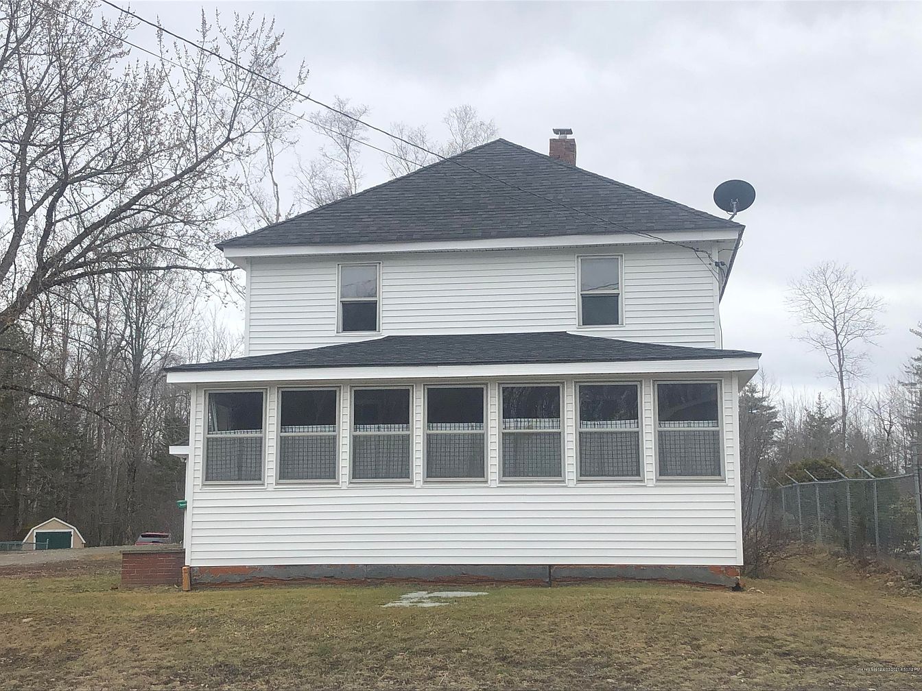 c. 1950 Fixer Upper For Sale in Howland, ME. 65K Sold Old Houses