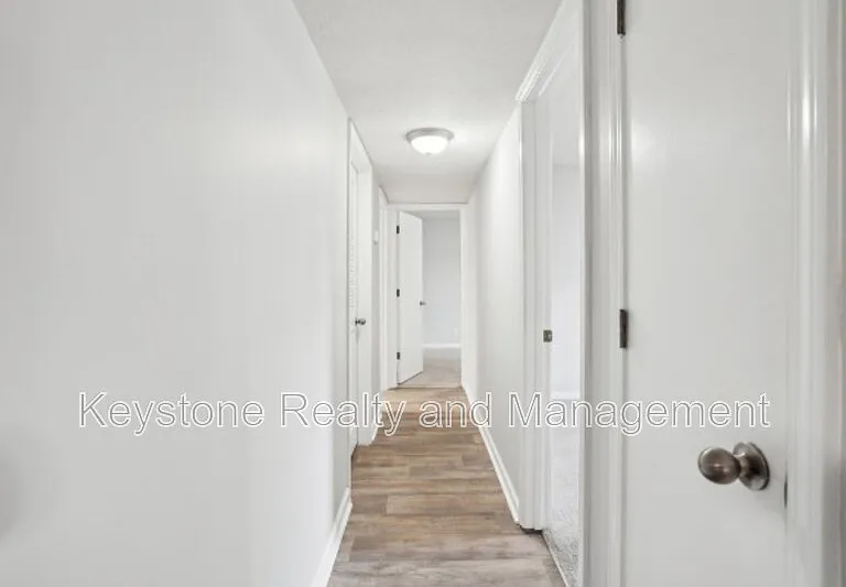 Royster Lane — Photo 25