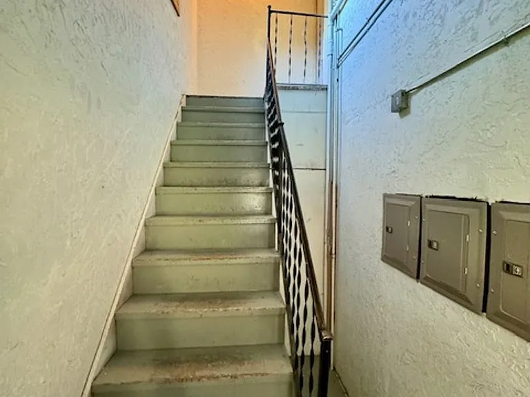 609 S 9th Ave #B — Photo 5