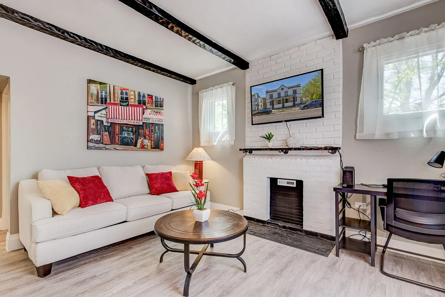 1 bed, 1.0 bath, $3,109 — Photo 2