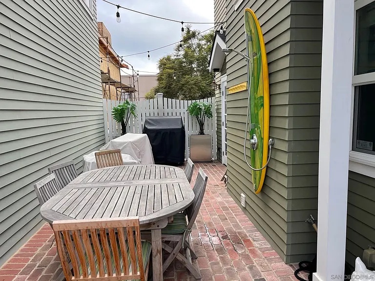 920 D Ave — Photo 17