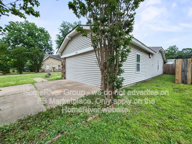 2366 Champaign St — Photo 20