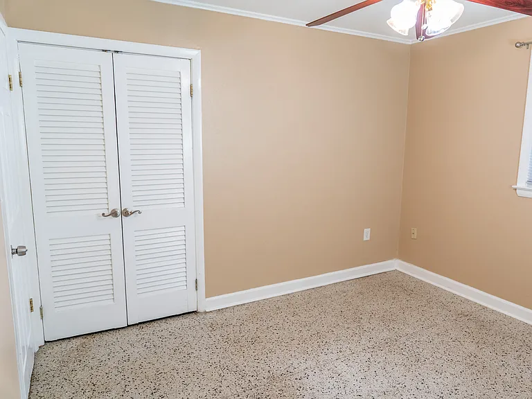 517 N Atlanta St — Photo 14
