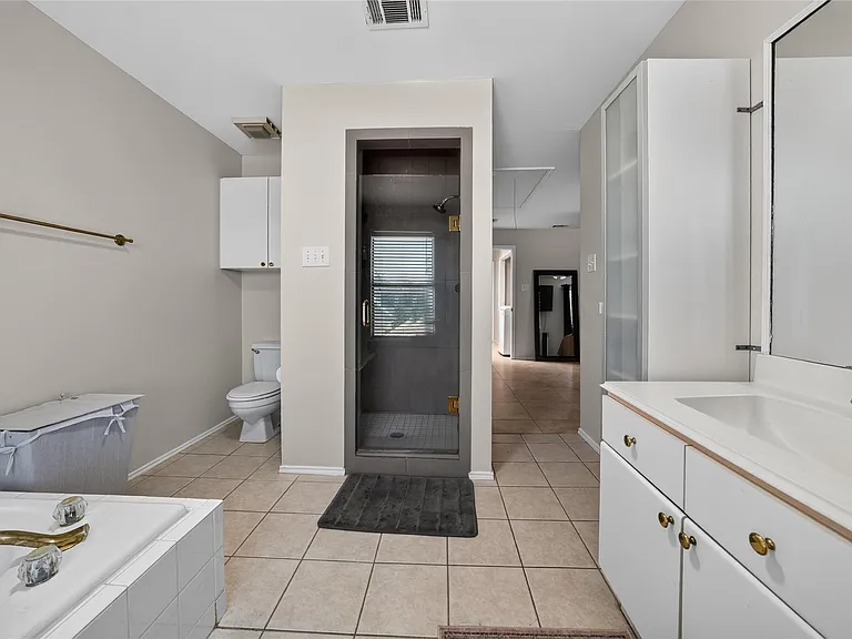 6015 Homestead Ct — Photo 13