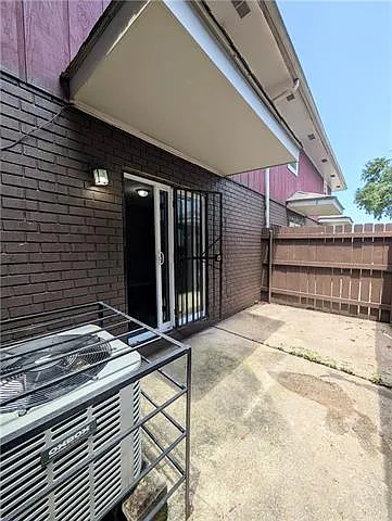10921 Roger Dr #B — Photo 17