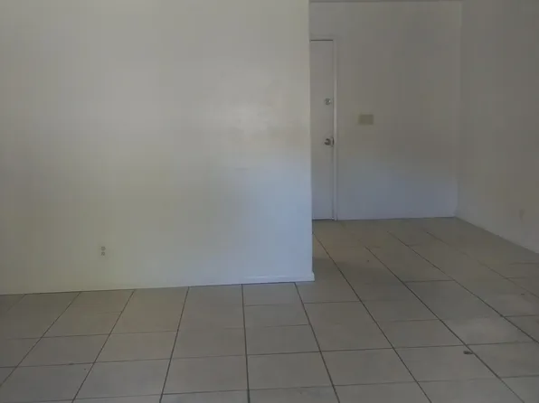 225 S Center St, Westmorland, CA 92281