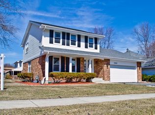 1060 185th St, Homewood, IL 60430