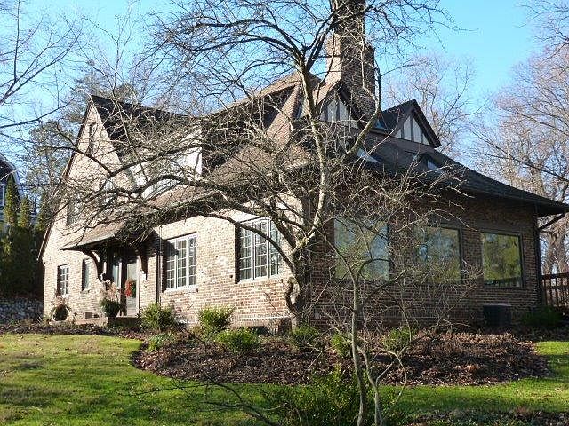 1st image of 16 Geddes Heights Dr