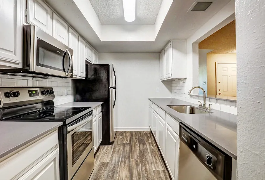 Embry Apartment Homes — Photo 2