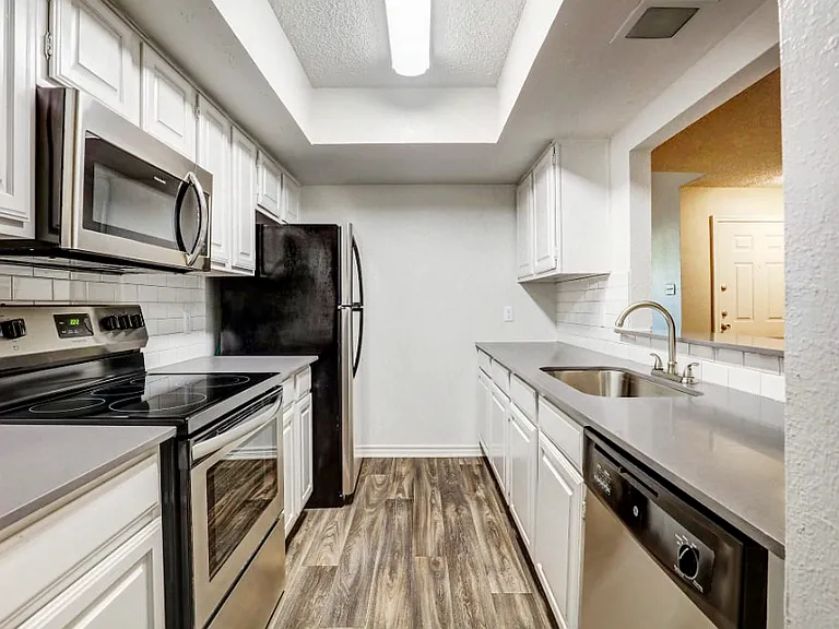 Embry Apartment Homes — Photo 2