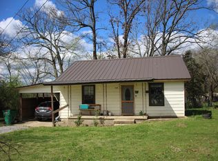 1120 N Panther Ave, Yellville, AR 72687