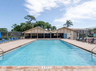 54 Maplecrest Cir, Jupiter, FL 33458