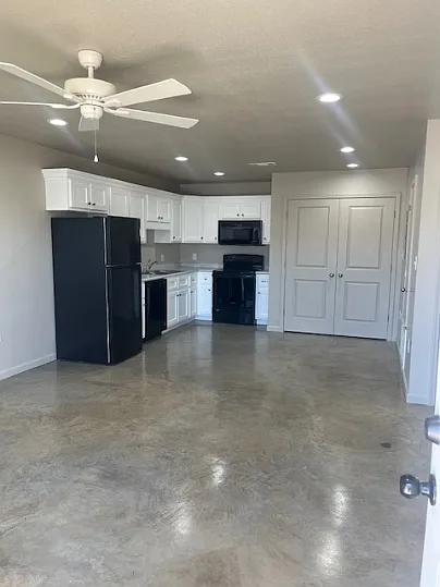 823 North 8th Avenue - B — Photo 3