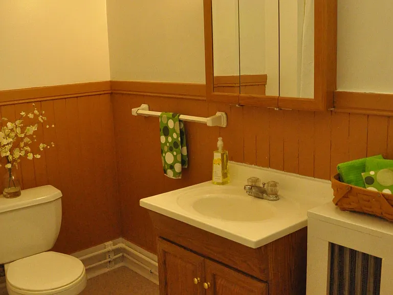 118 Ferris Pl — Photo 7