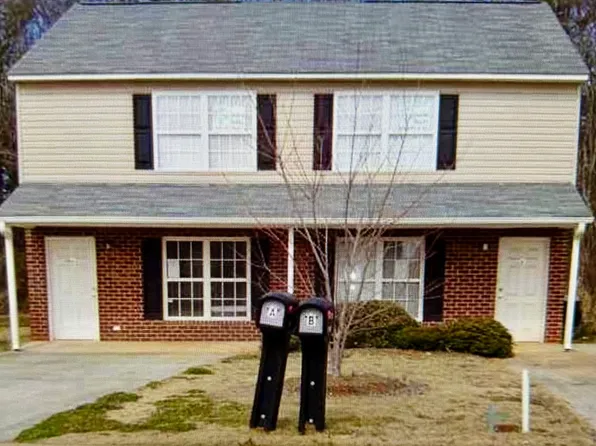 200 Springfield Cir #B, Easley, SC 29642