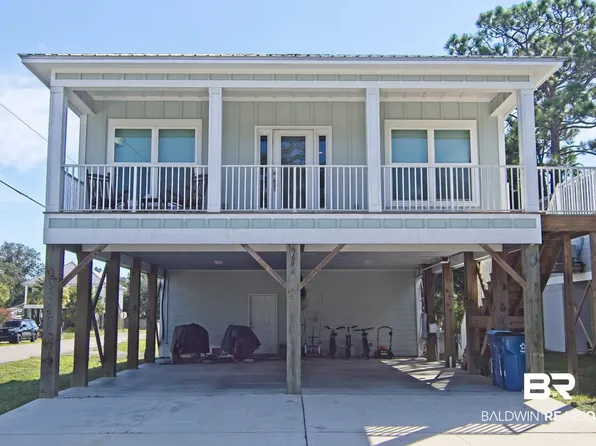 5646 Mobile Ave, Orange Beach, AL 36561